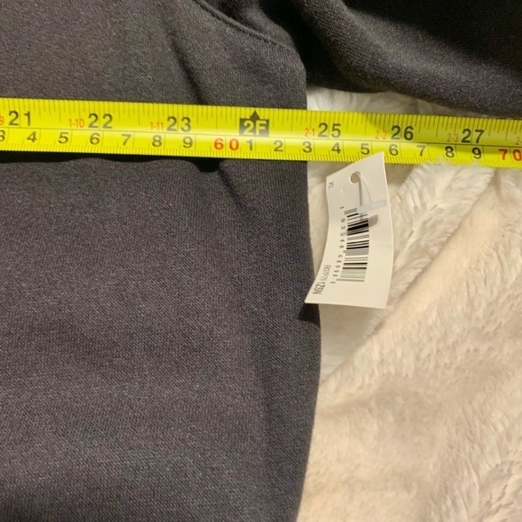 NWT Zip-Up Sweatshirt XL Black Amazon Essentials Long-Sleeve Side Pockets Cotton - Picture 15 of 16